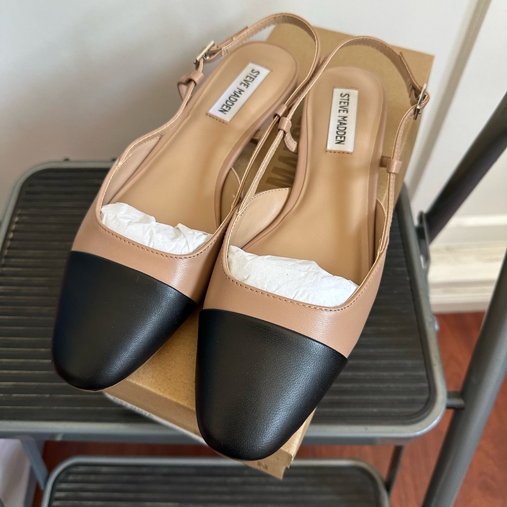 NIB Steve Madden Belinda Flats - Picture 3 of 6